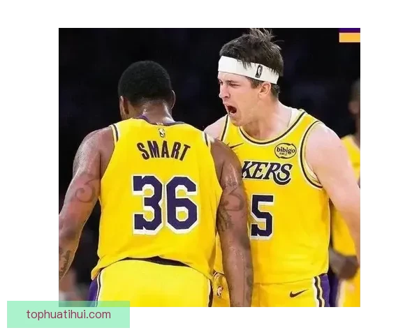 湖人队记者透露斯马特放弃540万球员选项 多支球队或以中产特例争抢